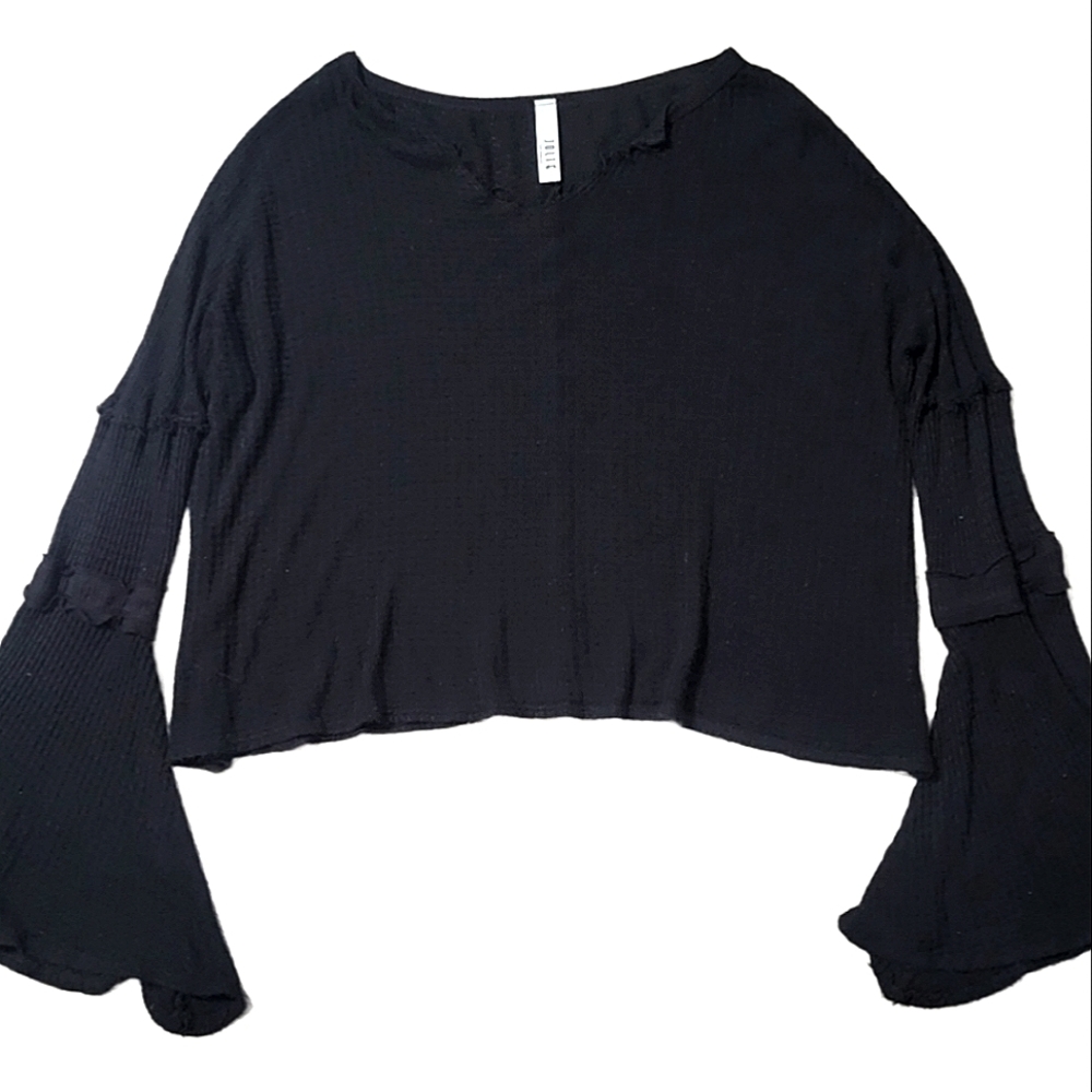 Jolie Bell Sleeve Top